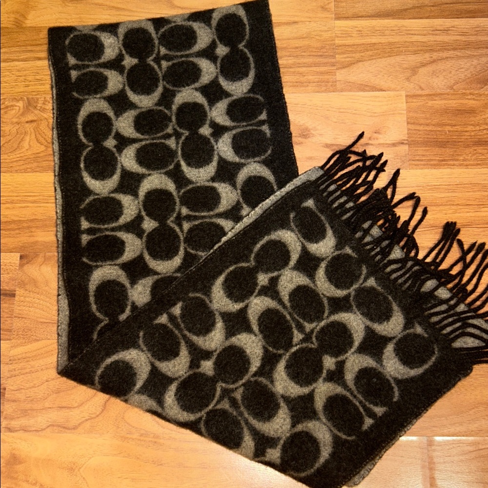 Authentic Coach Monogram Brown Reversible Scarf W… - image 4